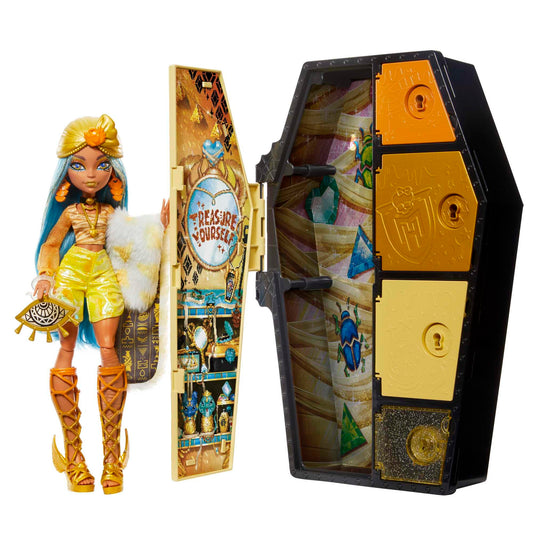 Monster High Doll and Fashion Set, Cleo De Nile, Skulltimate Secrets: Fearide...